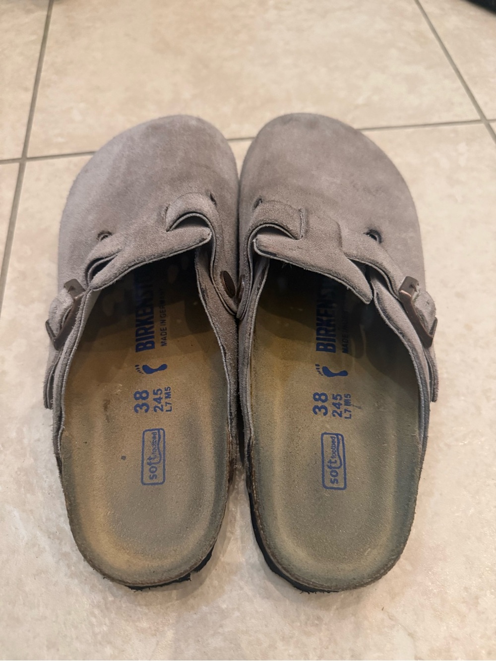 Birkenstock Suede Clog - Taupe